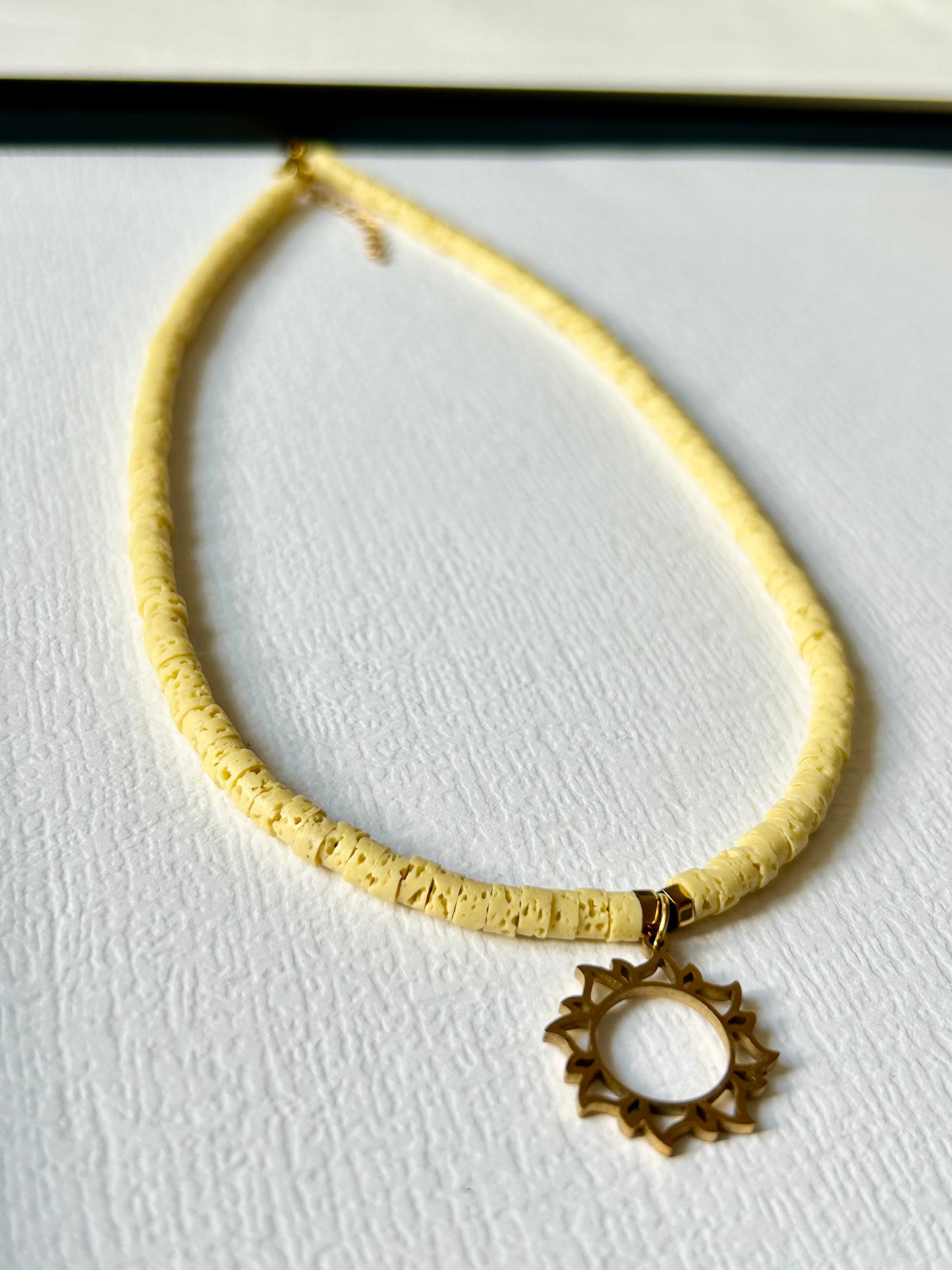 Choker SUN