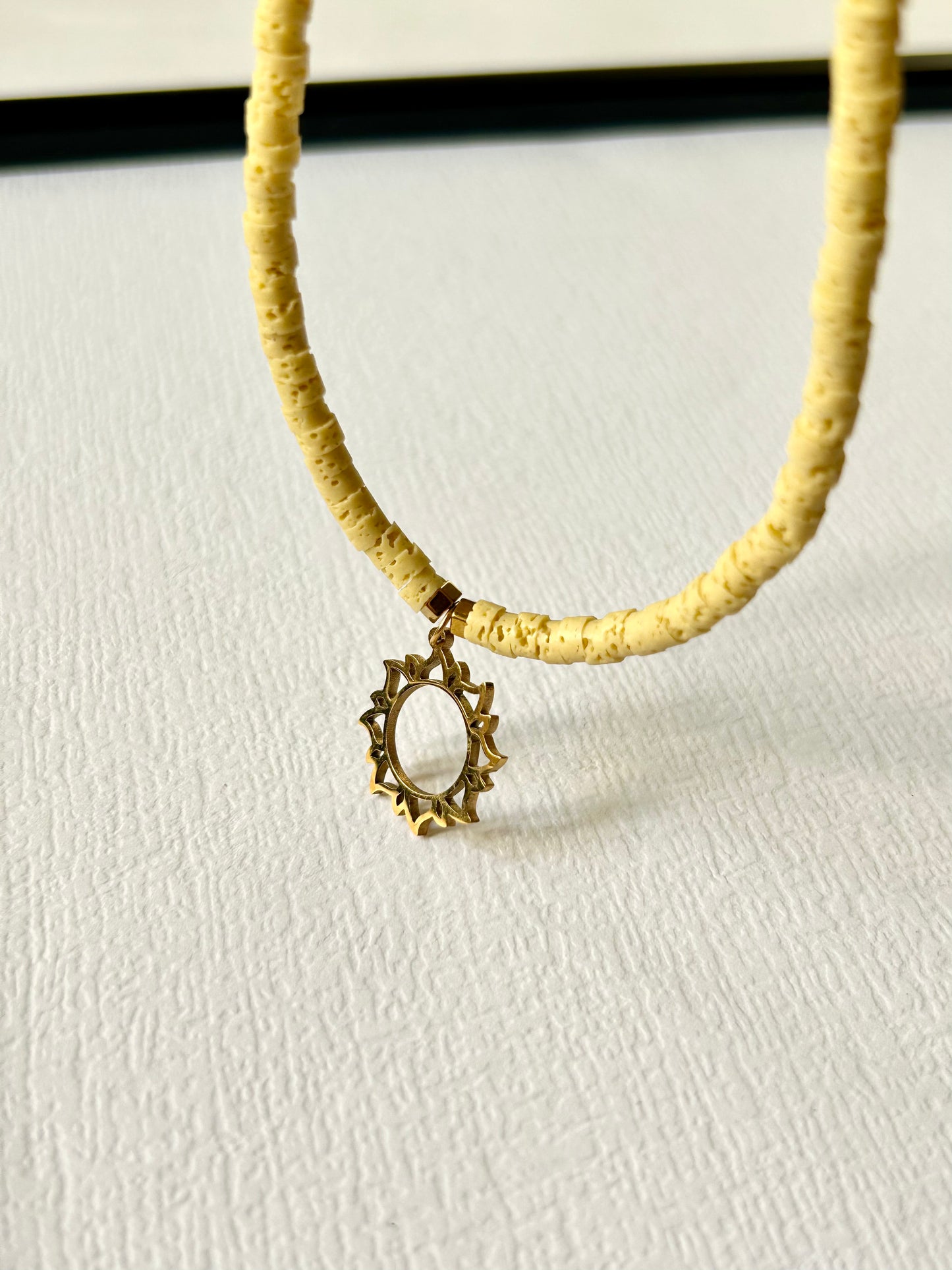 Choker SUN