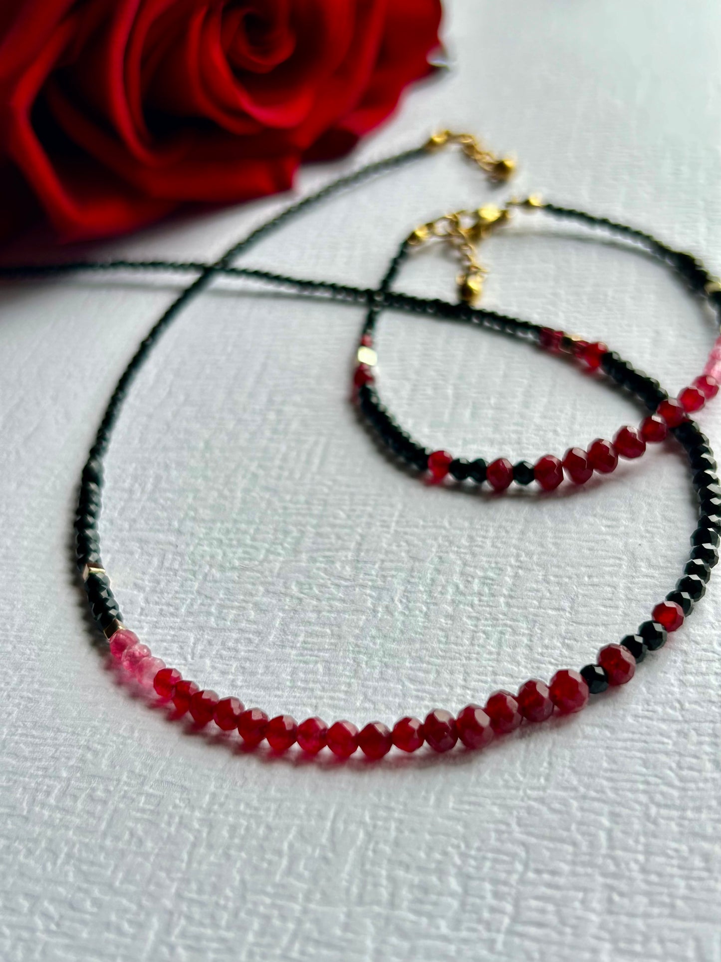 Zestaw biżuterii BLACK & RED