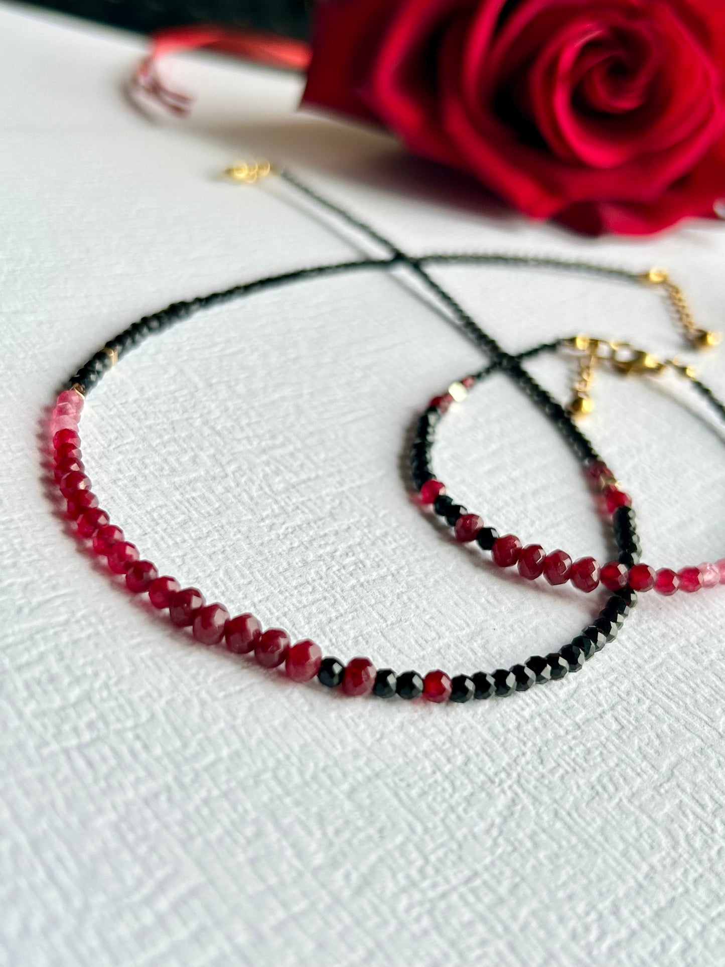 Zestaw biżuterii BLACK & RED