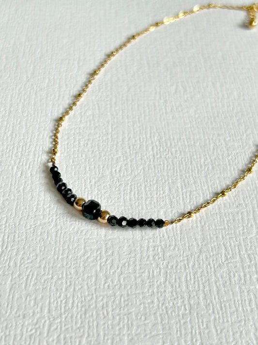 Łańcuszek CARBON